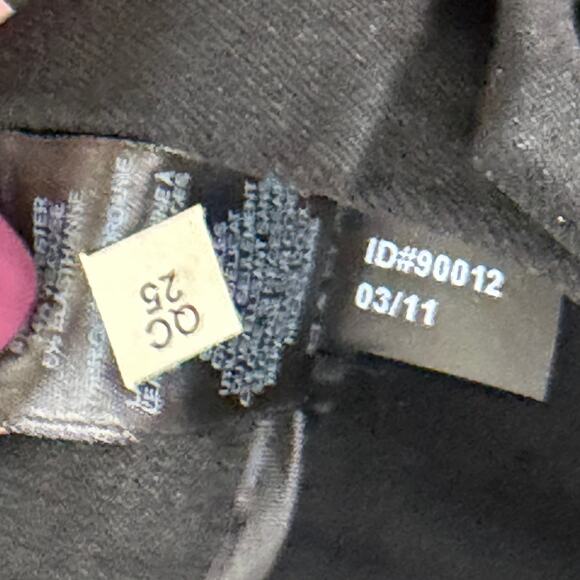 Express Shorts Womens 6 Black Pleated Cuffed Tailored Chic Dressy Smart Casual - Picture 9 of 11